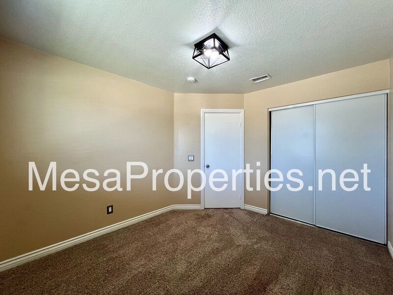 Move in Ready 4 Bed 3 Bath Home in Victorville property image