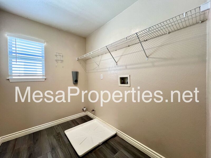 Move in Ready 4 Bed 3 Bath Home in Victorville property image