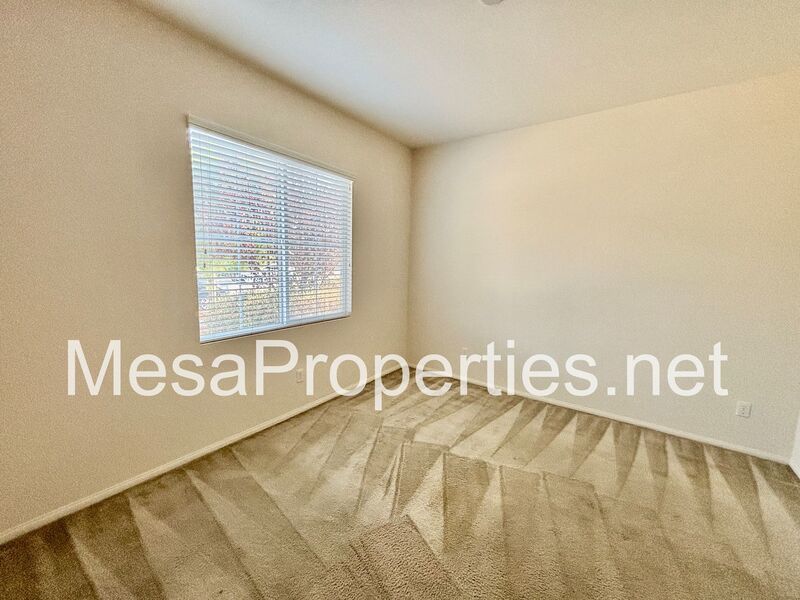 Large 4 Bedroom/3 Bath Home with 3 Car Garage in Fontana! property image