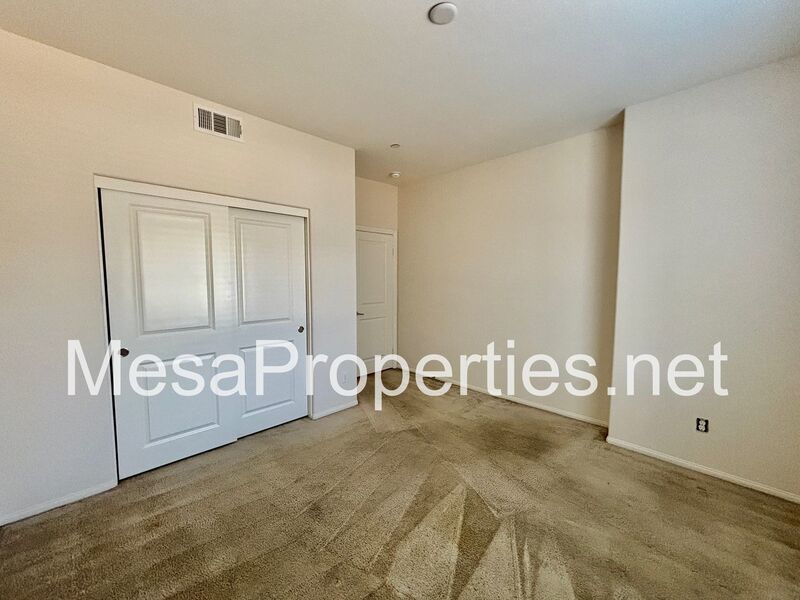 Large 4 Bedroom/3 Bath Home with 3 Car Garage in Fontana! property image