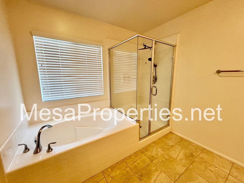 Large 4 Bedroom/3 Bath Home with 3 Car Garage in Fontana! property image