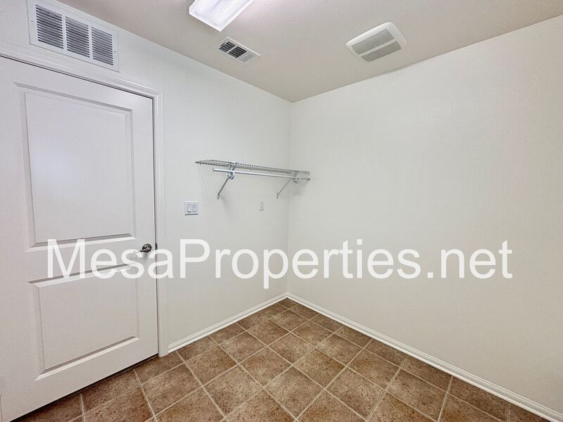 Large 4 Bedroom/3 Bath Home with 3 Car Garage in Fontana! property image