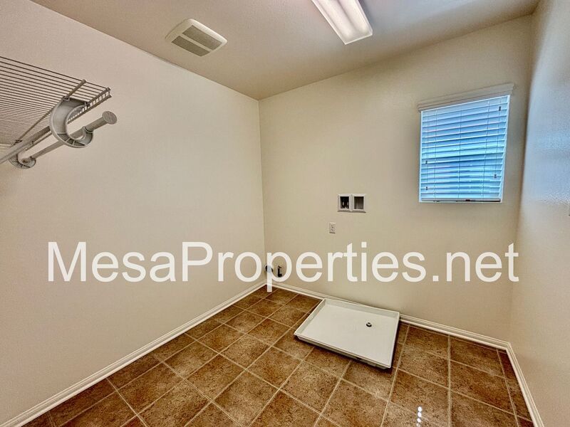 Large 4 Bedroom/3 Bath Home with 3 Car Garage in Fontana! property image