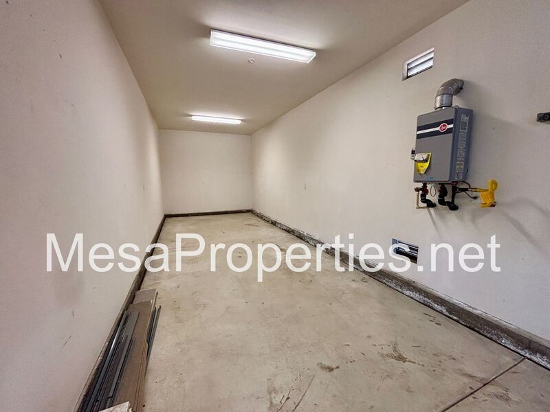 Large 4 Bedroom/3 Bath Home with 3 Car Garage in Fontana! property image