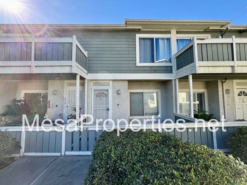 2 Bed 2 Bath Condo In A Gated Community property image