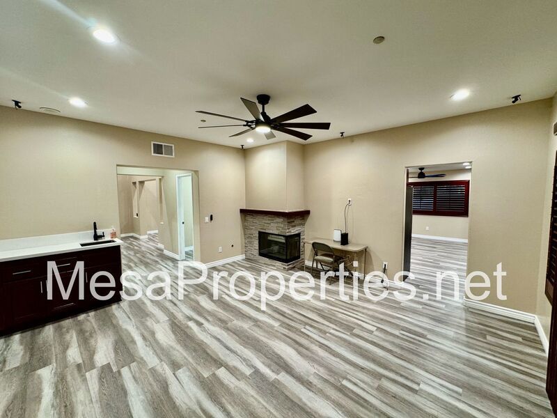 Beautiful 4 Bedroom, 2.5 Bathroom Home in Rialto! property image