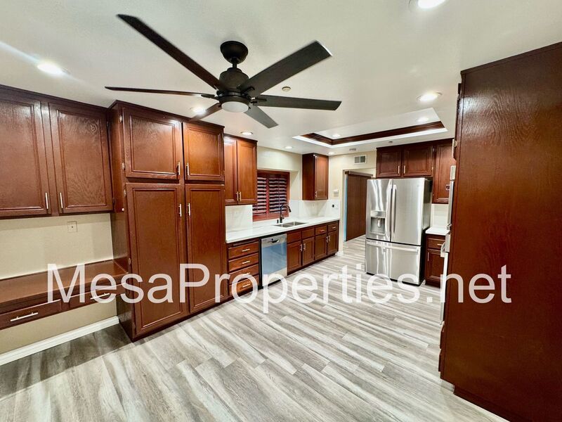 Beautiful 4 Bedroom, 2.5 Bathroom Home in Rialto! property image