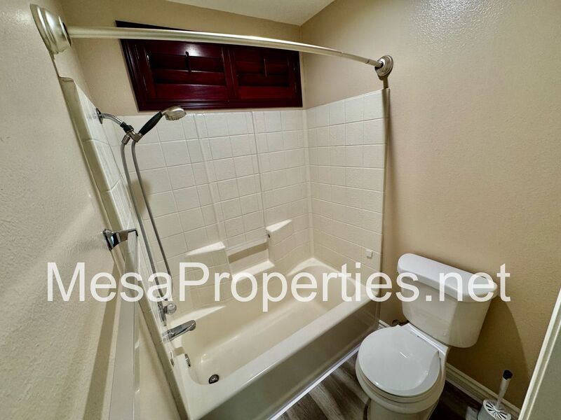 Beautiful 4 Bedroom, 2.5 Bathroom Home in Rialto! property image