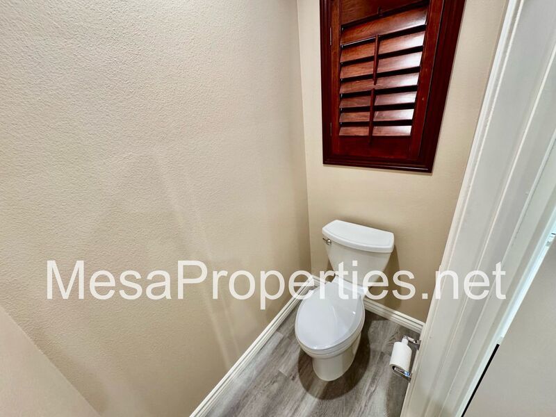 Beautiful 4 Bedroom, 2.5 Bathroom Home in Rialto! property image