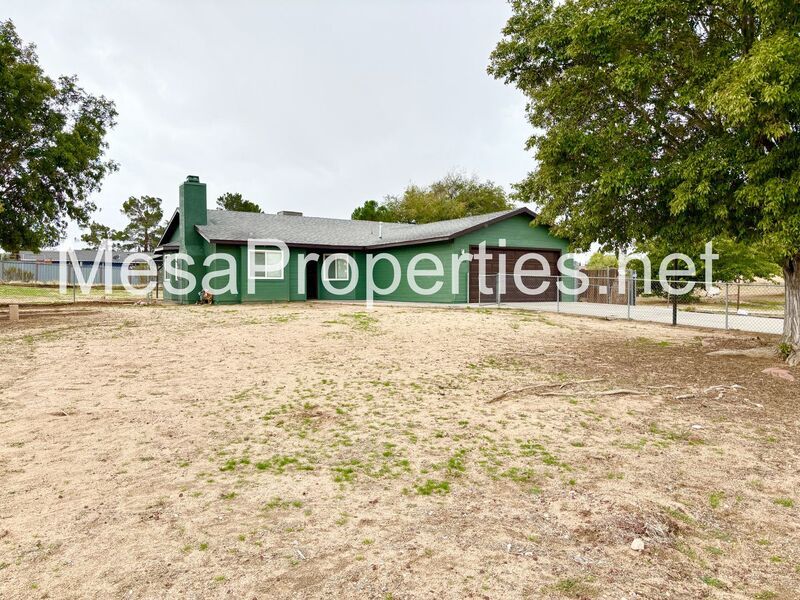 3 Bed 2 Bath Home in Victorville! property image