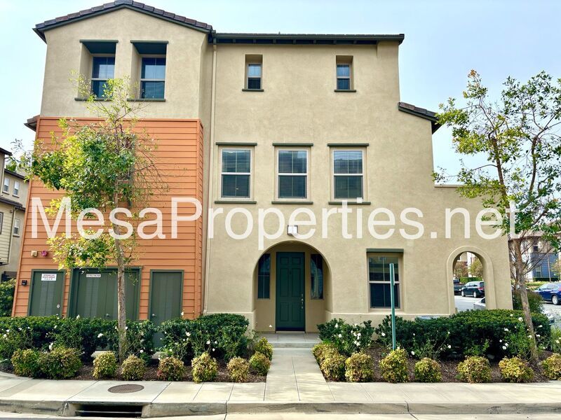 Stunning 3 Bed 3.5 Bath Townhouse in Rancho Cucamonga property image